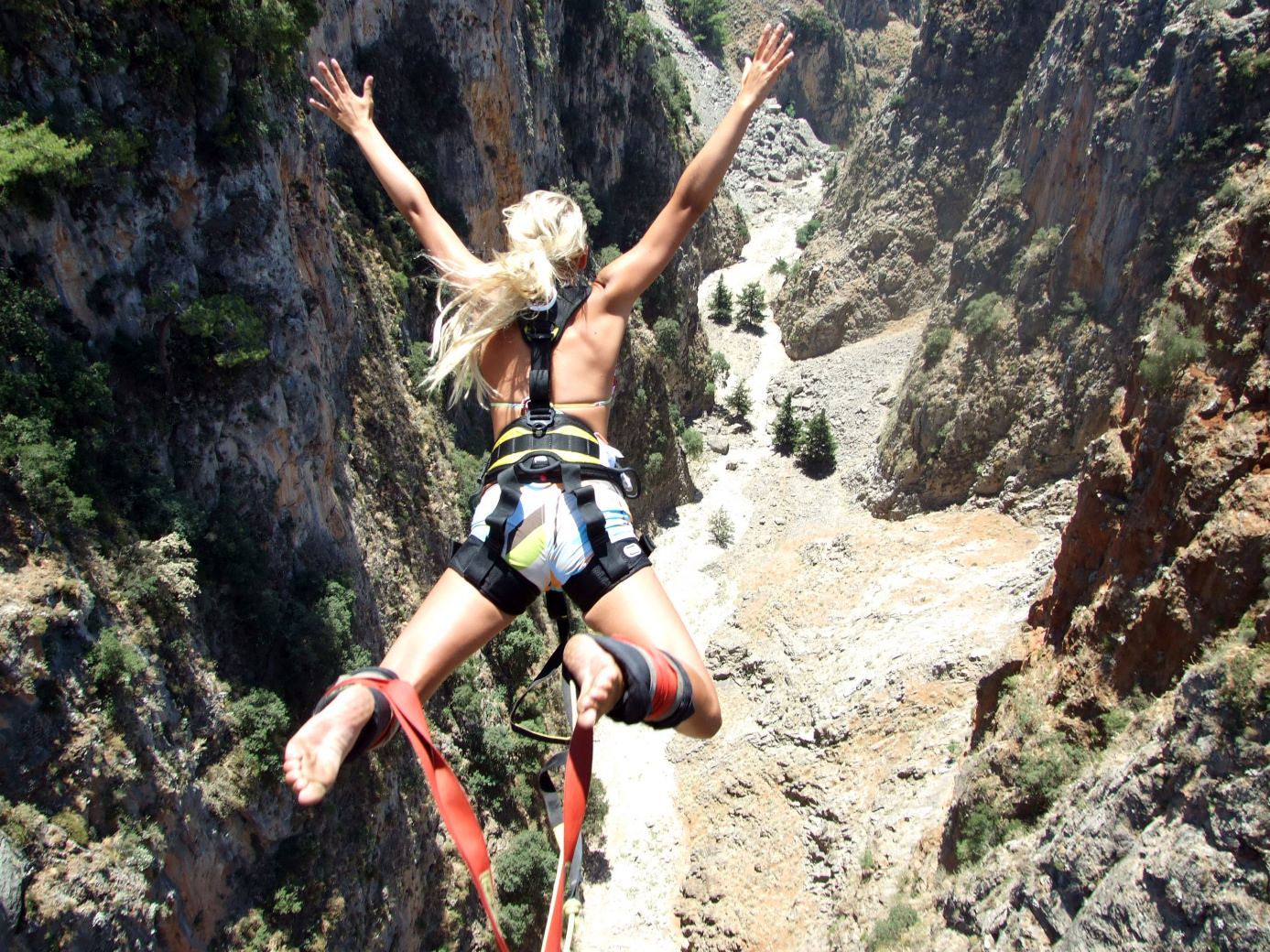 bungy greece 04hq
